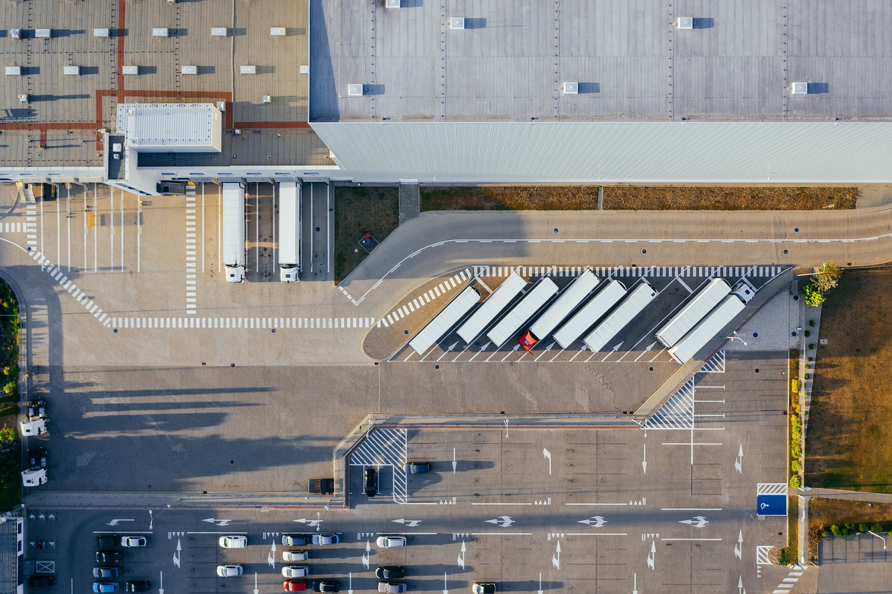 Hoeveel vrachtwagens produceert Scania Zwolle dagelijks?