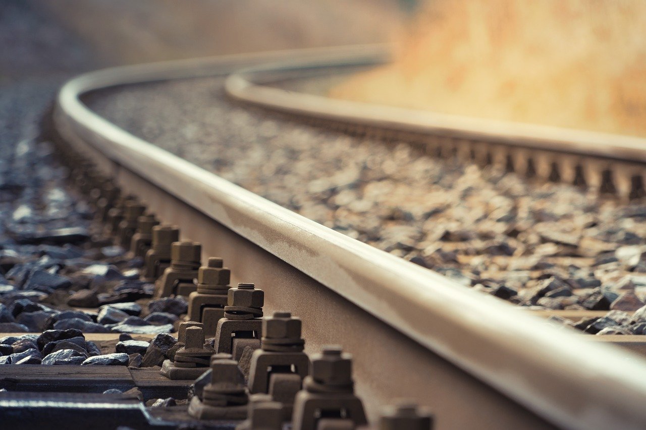 Hoe ver is het van station Zwolle naar Dokter Stolteweg?